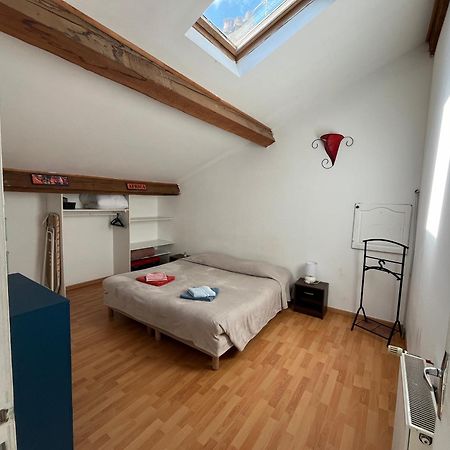 Muret T2 Etage Екстериор снимка