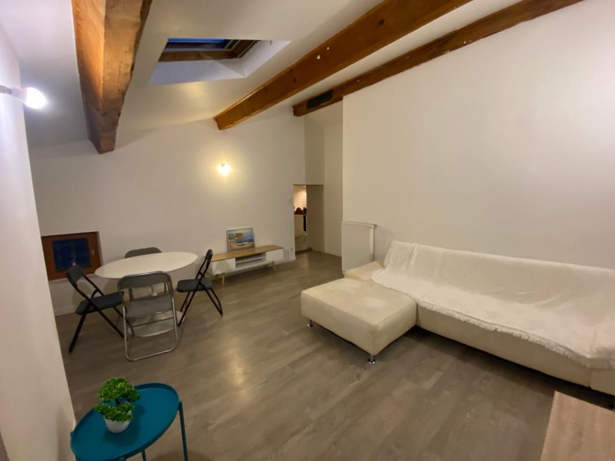 Muret T2 Etage Екстериор снимка